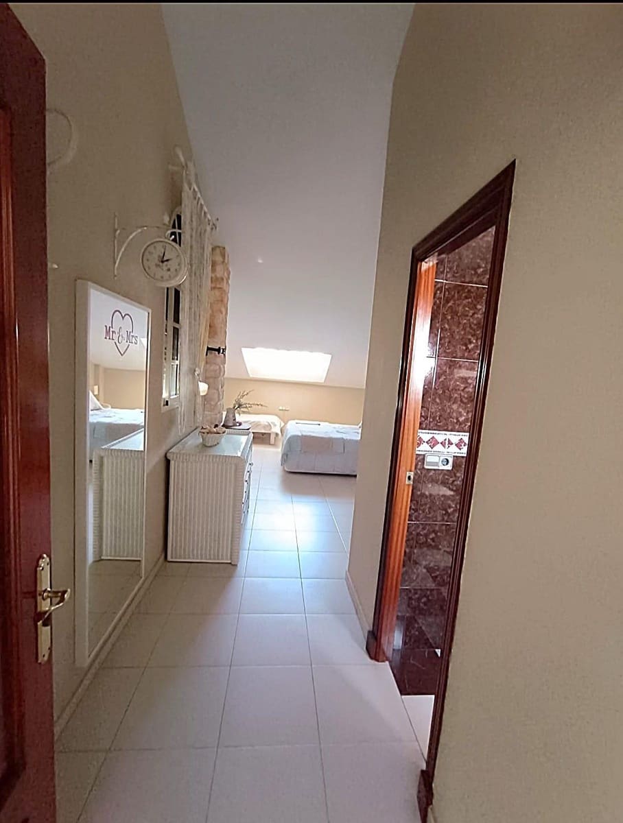 4 soveværelse Villa til salg i Chiclana de la Frontera med garage - € 450.000 (Ref: 9438912)