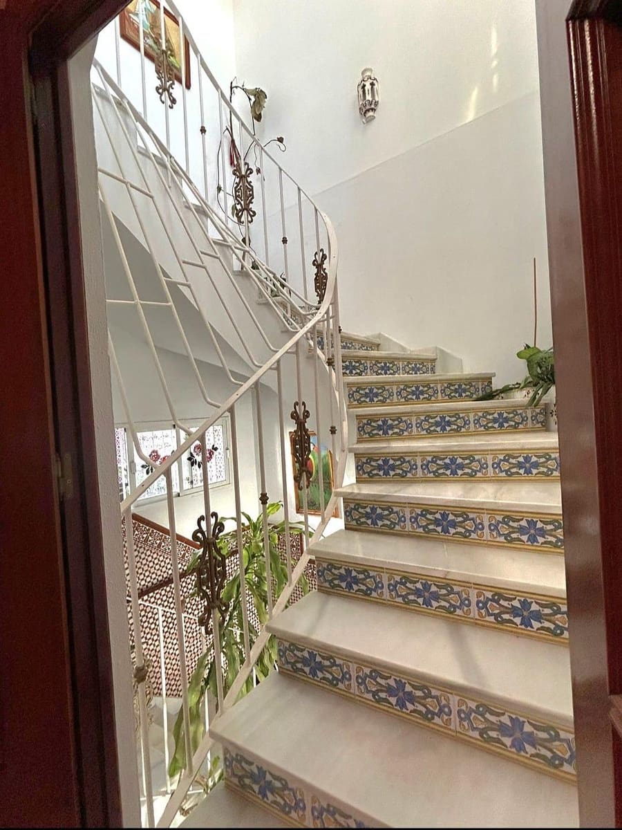 4 soveværelse Villa til salg i Chiclana de la Frontera med garage - € 450.000 (Ref: 9438912)