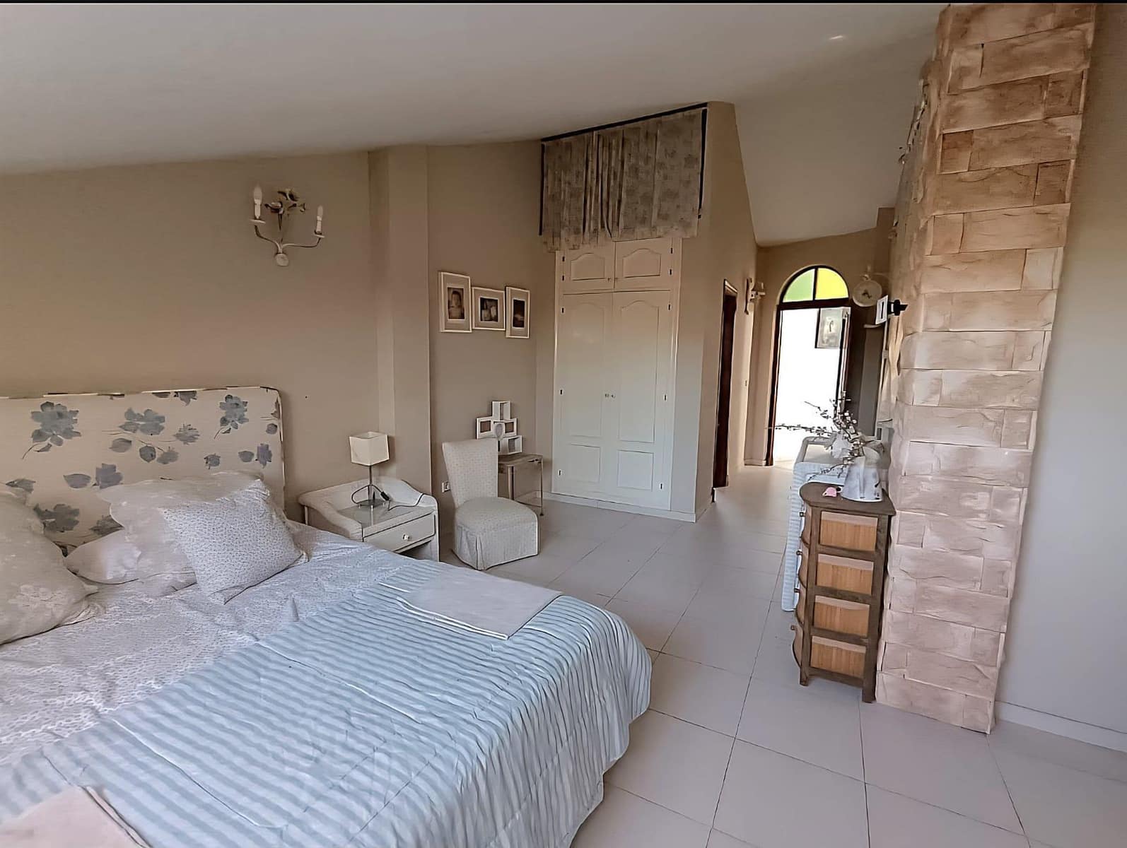 4 soveværelse Villa til salg i Chiclana de la Frontera med garage - € 450.000 (Ref: 9438912)