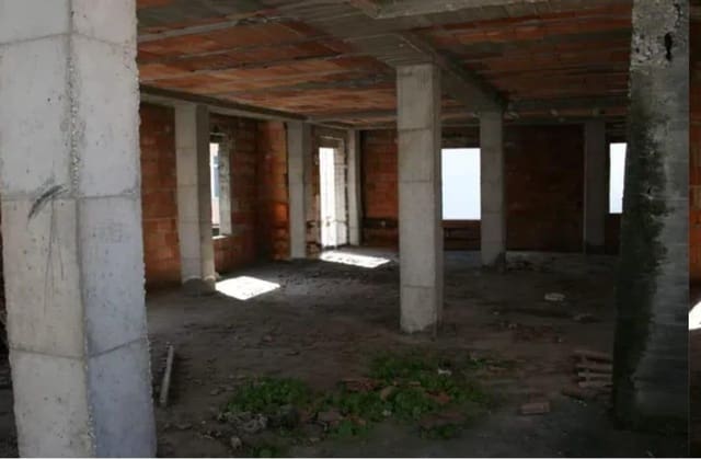 Casa de 4 habitaciones en San Fernando en venta - 135.000 € (Ref: 9445478)