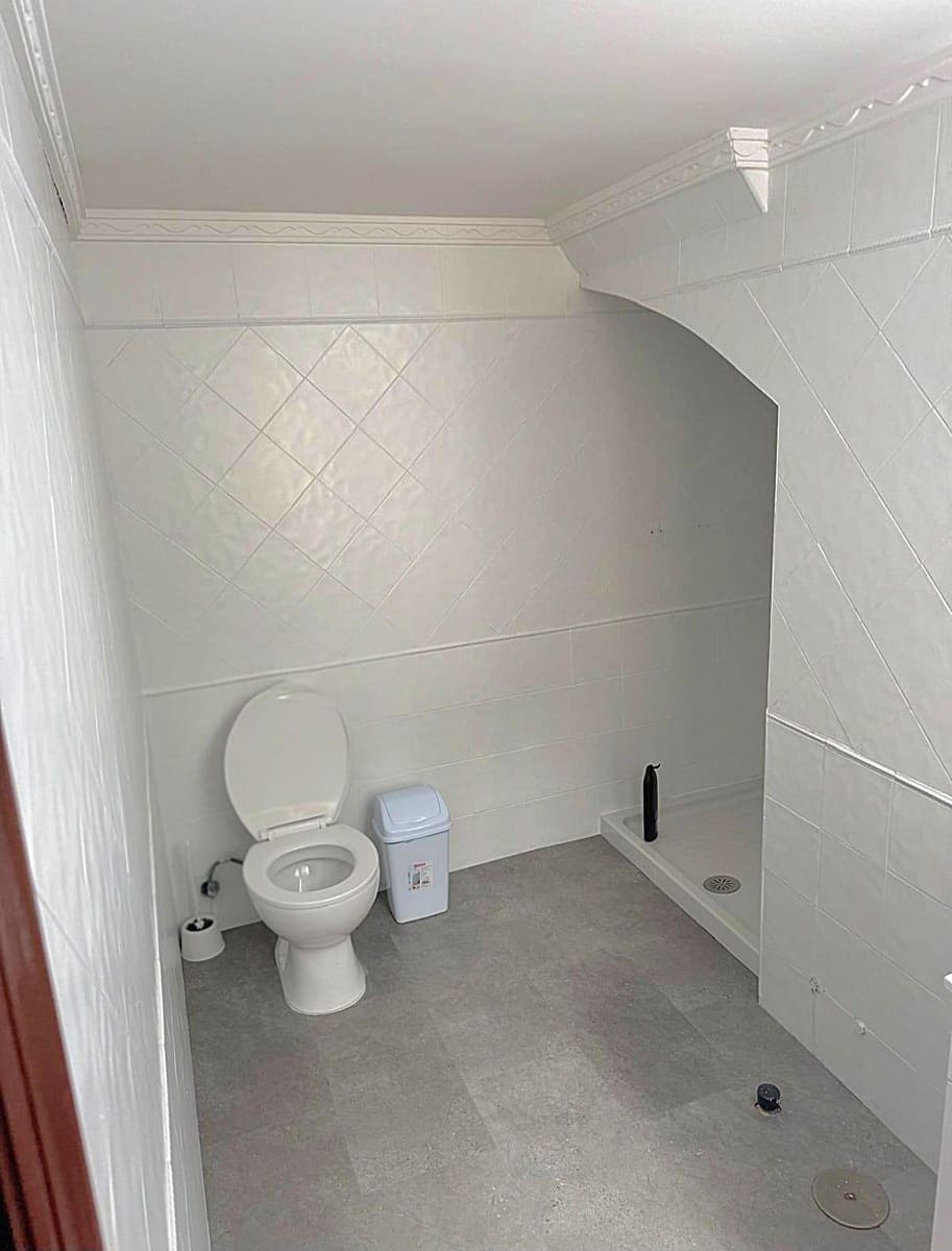 4 slaapkamer Huis te koop in San Fernando - € 260.000 (Ref: 9451548)