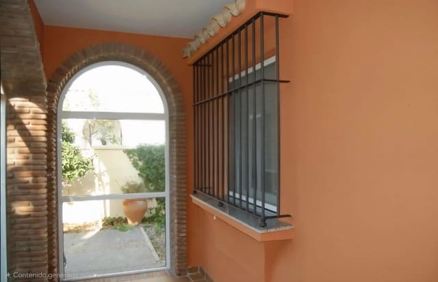 4 sypialnia Willa na sprzedaż w Chiclana de la Frontera - 450 000 € (Ref: 9467749)
