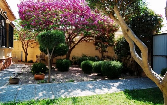 4 sypialnia Willa na sprzedaż w Chiclana de la Frontera - 450 000 € (Ref: 9467749)