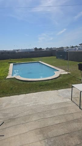 3 makuuhuone Huvila myytävänä paikassa Chiclana de la Frontera - 125 000 € (Ref: 9650761)