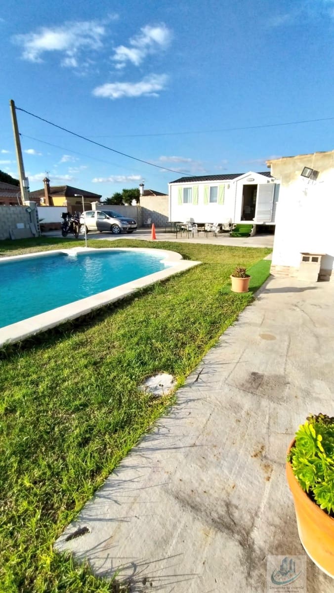 3 sypialnia Willa na sprzedaż w Chiclana de la Frontera - 125 000 € (Ref: 9650761)
