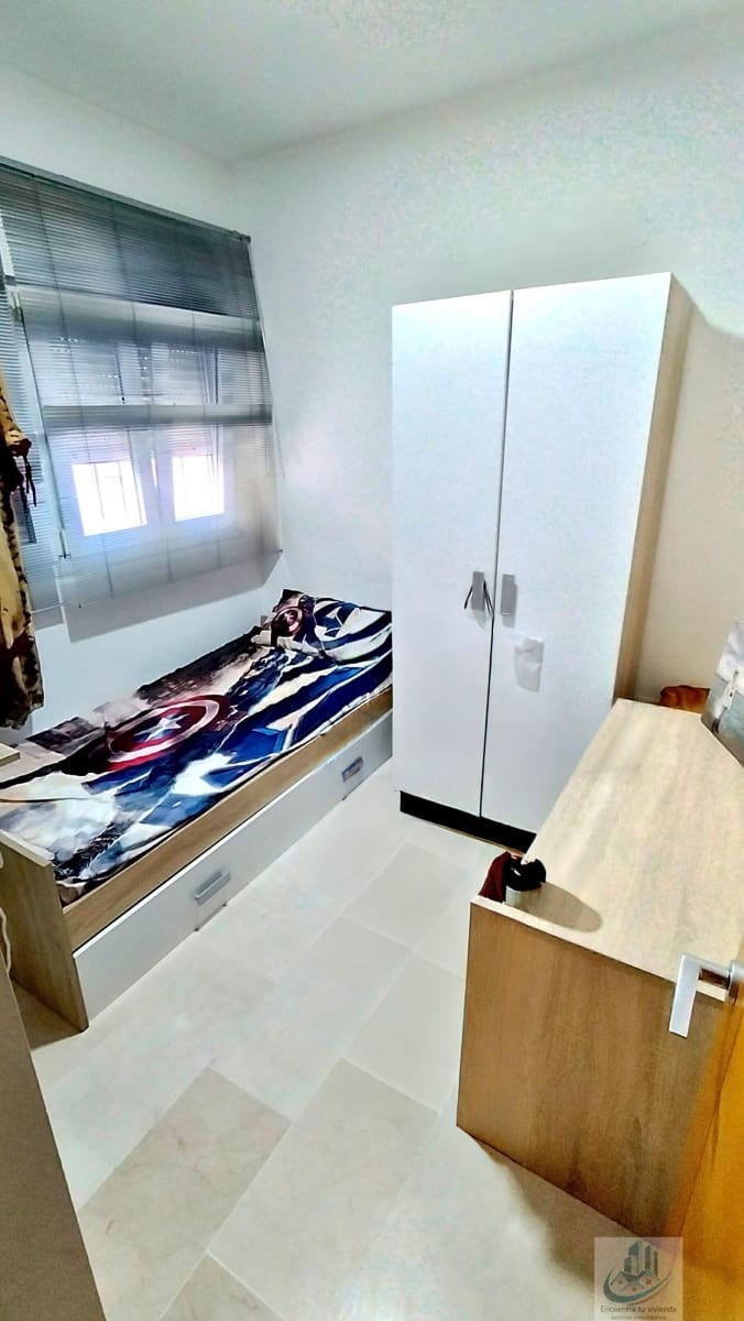 4 soveværelse Lejlighed til salg i Chiclana de la Frontera med garage - € 320.000 (Ref: 9685764)