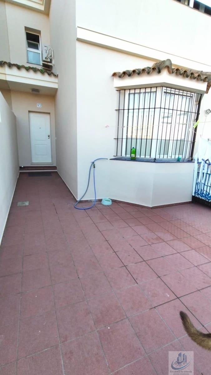 4 soveværelse Lejlighed til salg i Chiclana de la Frontera med garage - € 320.000 (Ref: 9685764)