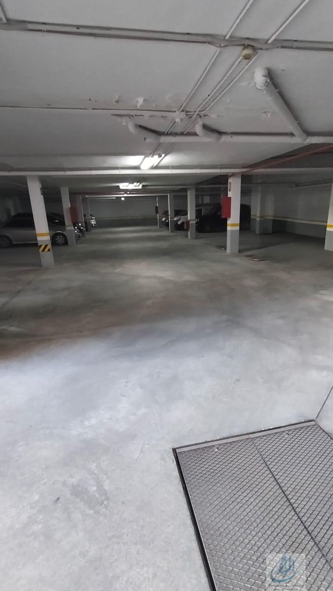 4 soveværelse Lejlighed til salg i Chiclana de la Frontera med garage - € 320.000 (Ref: 9685764)