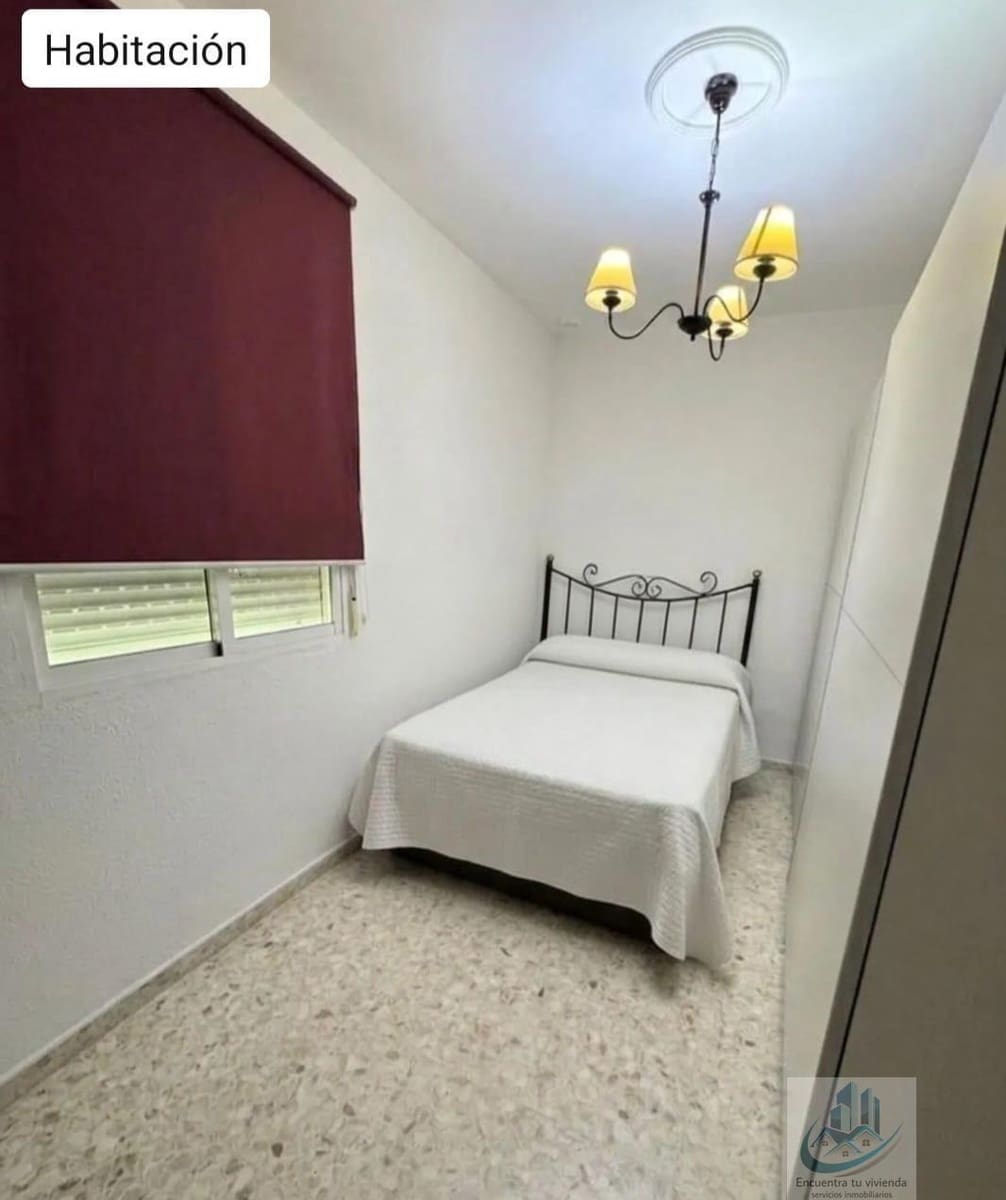 3 bedroom Villa for sale in Chiclana de la Frontera with pool - € 480,000 (Ref: 9719122)