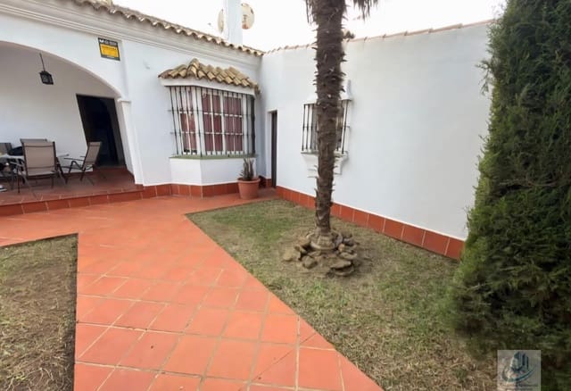 3 soverom Villa til salgs i Chiclana de la Frontera med svømmebasseng - € 480 000 (Ref: 9719122)