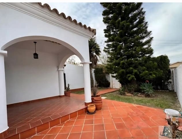 3 soverom Villa til salgs i Chiclana de la Frontera med svømmebasseng - € 480 000 (Ref: 9719122)