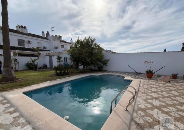 3 soverom Villa til salgs i Chiclana de la Frontera med svømmebasseng - € 480 000 (Ref: 9719122)