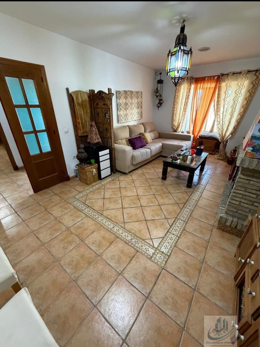 3 bedroom Villa for sale in Chiclana de la Frontera - € 240,000 (Ref: 9720915)