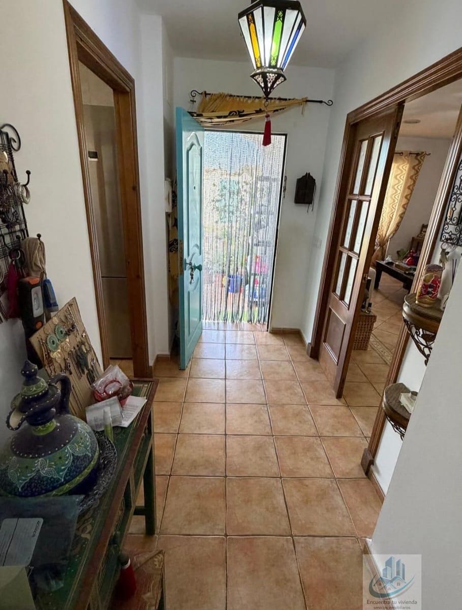 3 bedroom Villa for sale in Chiclana de la Frontera - € 240,000 (Ref: 9720915)