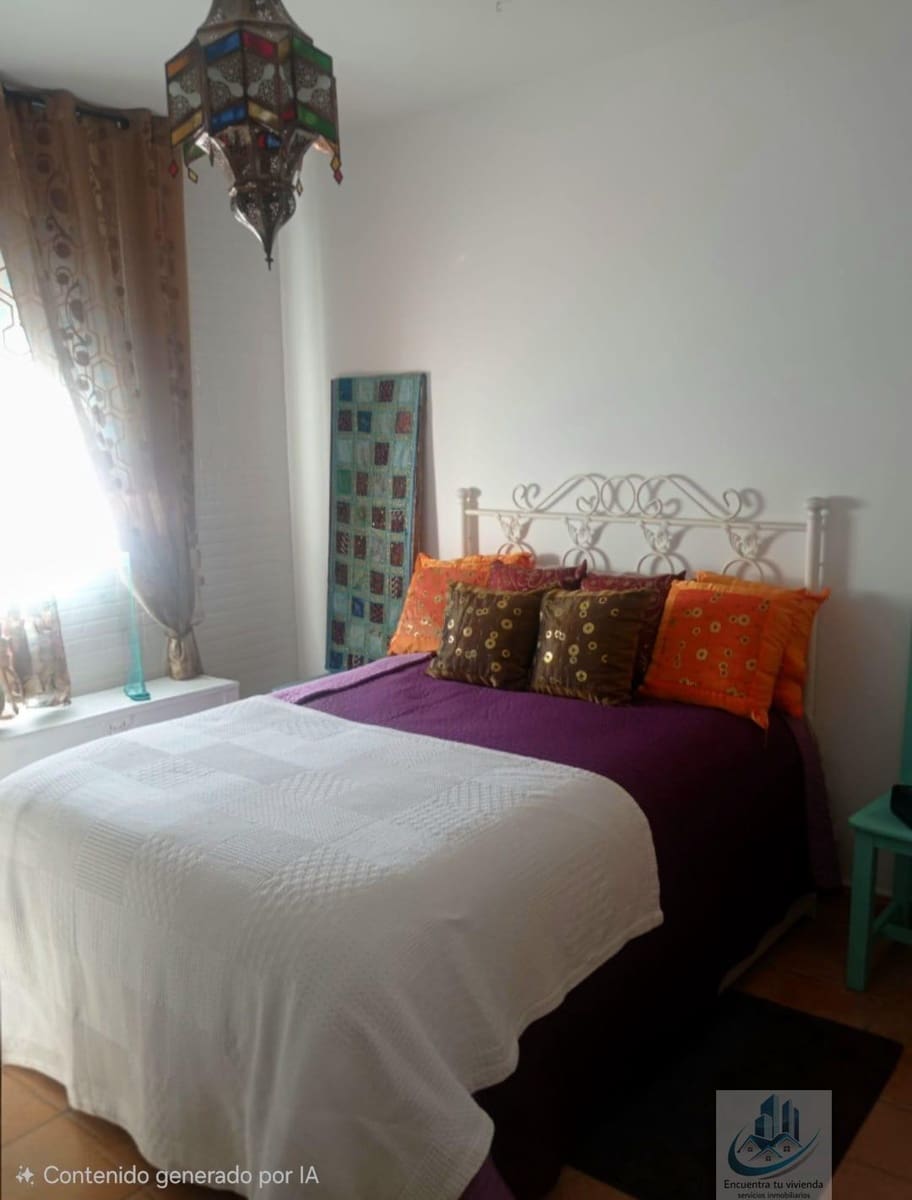 3 bedroom Villa for sale in Chiclana de la Frontera - € 240,000 (Ref: 9720915)