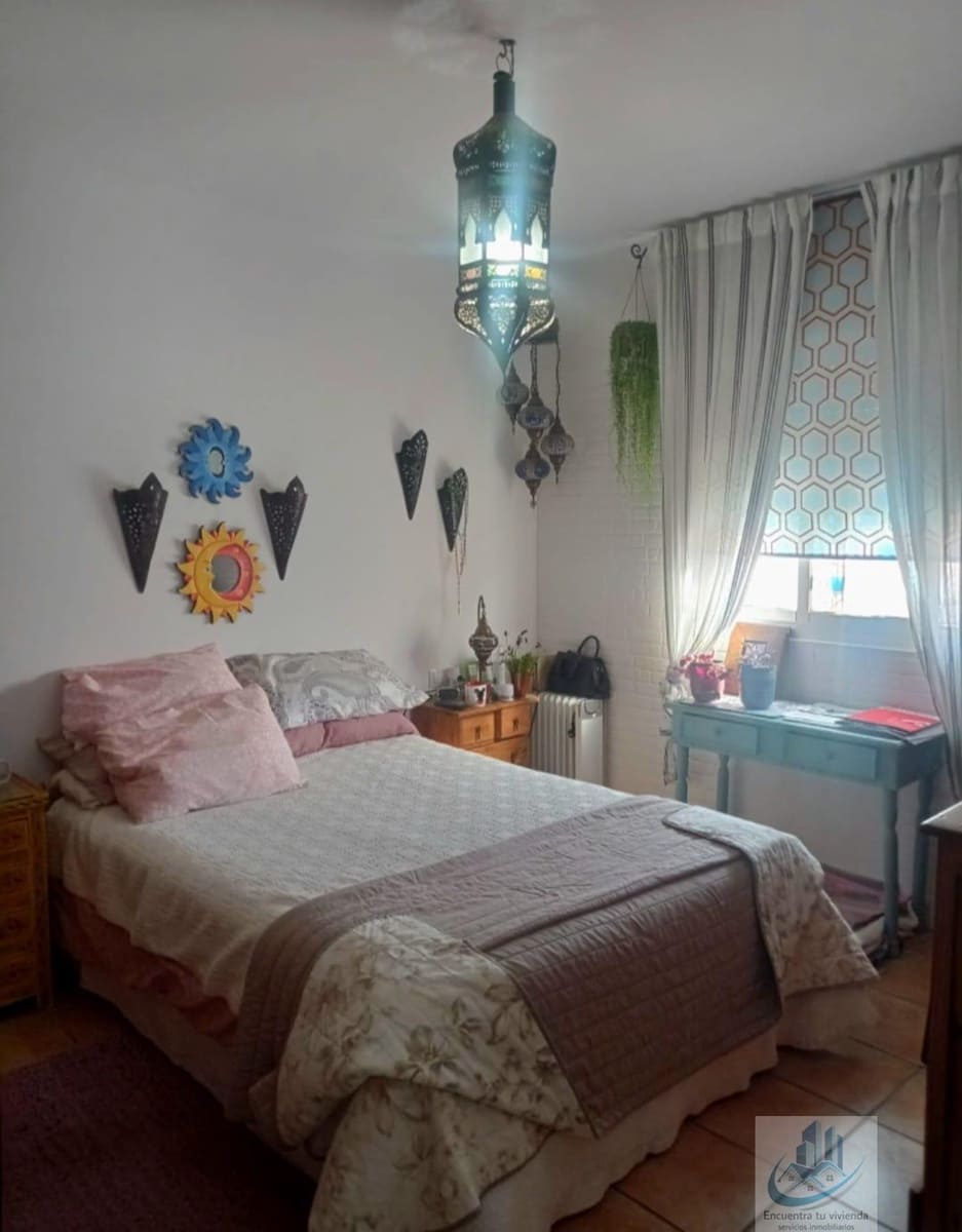 3 bedroom Villa for sale in Chiclana de la Frontera - € 240,000 (Ref: 9720915)