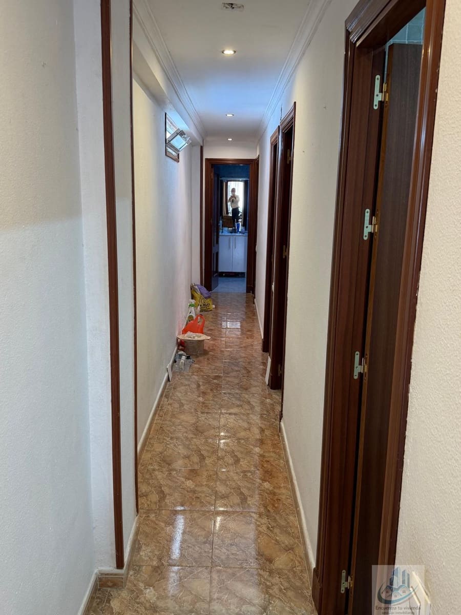 4 bedroom Flat for sale in San Fernando - € 235,000 (Ref: 9737333)