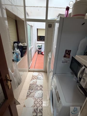 4 soverom Leilighet til salgs i San Fernando - € 235 000 (Ref: 9737333)