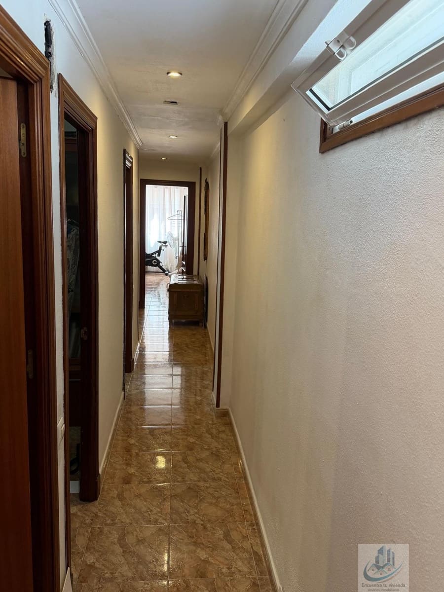 4 bedroom Flat for sale in San Fernando - € 235,000 (Ref: 9737333)
