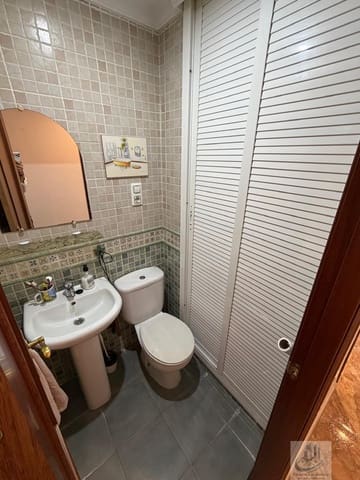 4 soverom Leilighet til salgs i San Fernando - € 235 000 (Ref: 9737333)