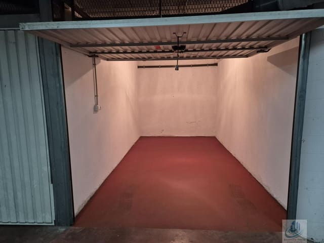 Garage in vendita in San Fernando - 29.000 € (Rif: 9737334)