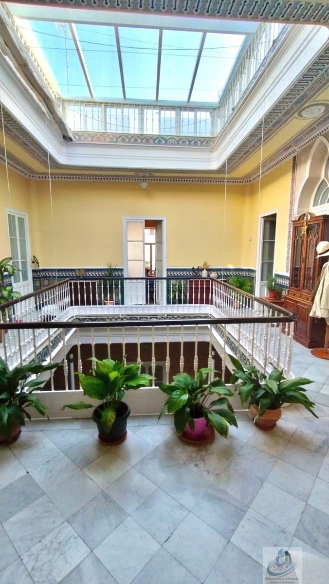 18 sovrum Villa till salu i Puerto Real med garage - 690 000 € (Ref: 9737335)