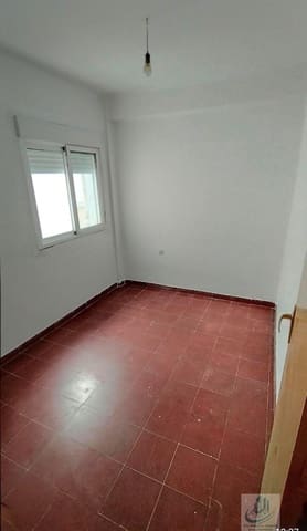 3 slaapkamer Flat te koop in San Fernando - € 135.000 (Ref: 9758209)