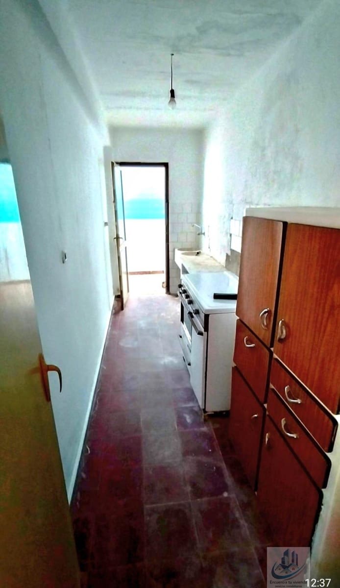 3 slaapkamer Flat te koop in San Fernando - € 135.000 (Ref: 9758209)