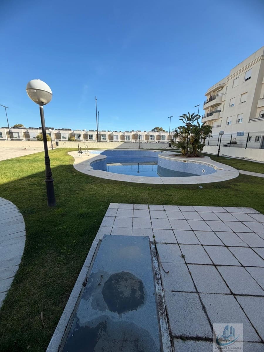 3 quarto Apartamento para venda em San Fernando com piscina garagem - 260 000 € (Ref: 9779177)