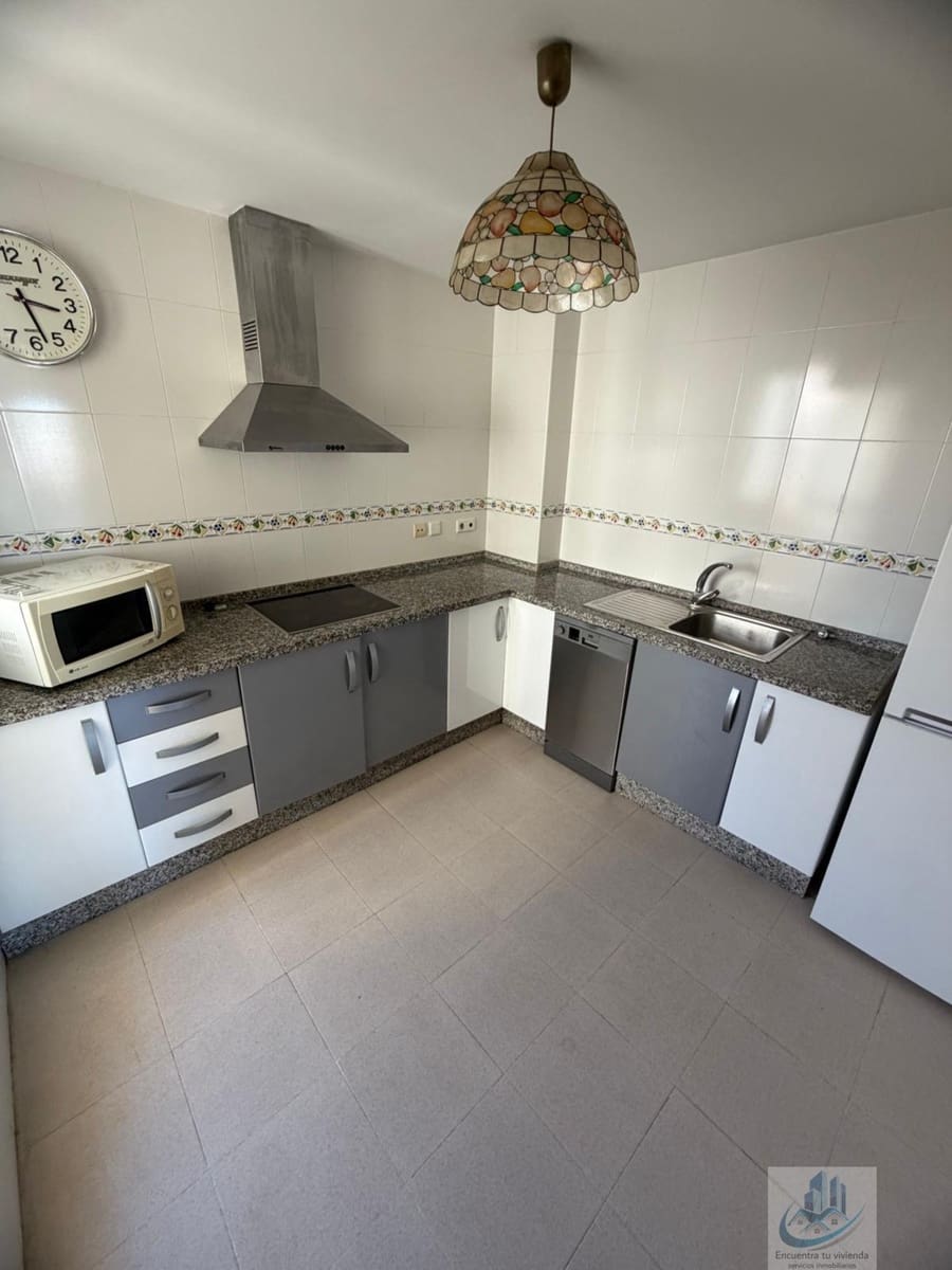 3 quarto Apartamento para venda em San Fernando com piscina garagem - 260 000 € (Ref: 9779177)