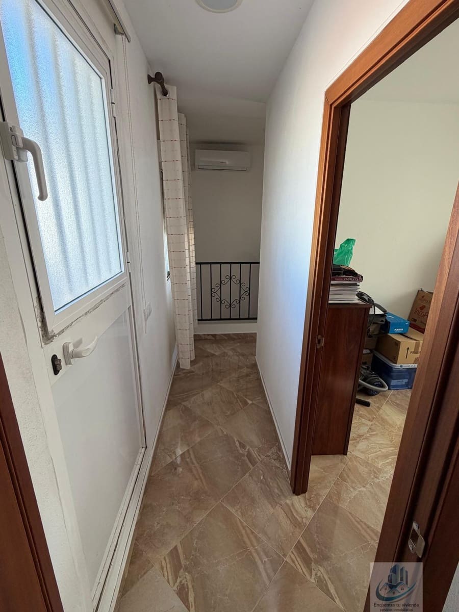 2 quarto Casa em Banda para venda em San Fernando - 185 000 € (Ref: 9787928)