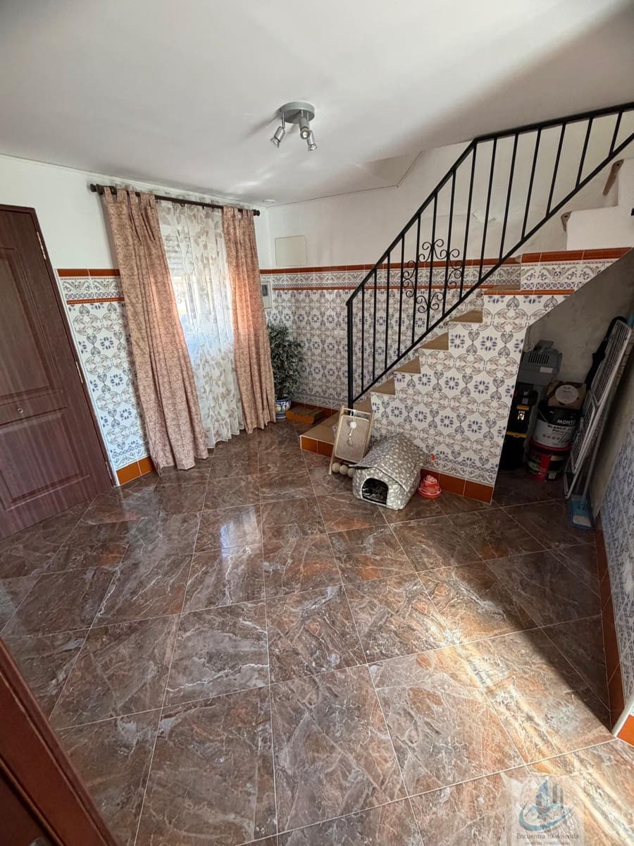 2 quarto Casa em Banda para venda em San Fernando - 185 000 € (Ref: 9787928)