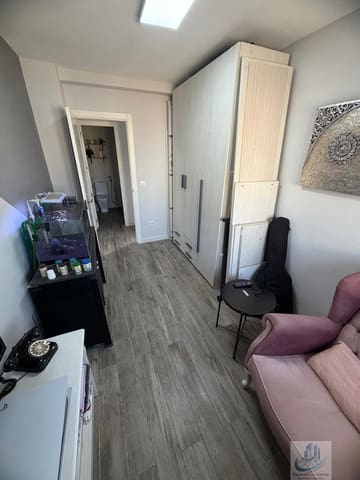 4 chambre Appartement à vendre à San Fernando avec garage - 258 000 € (Ref: 9795747)