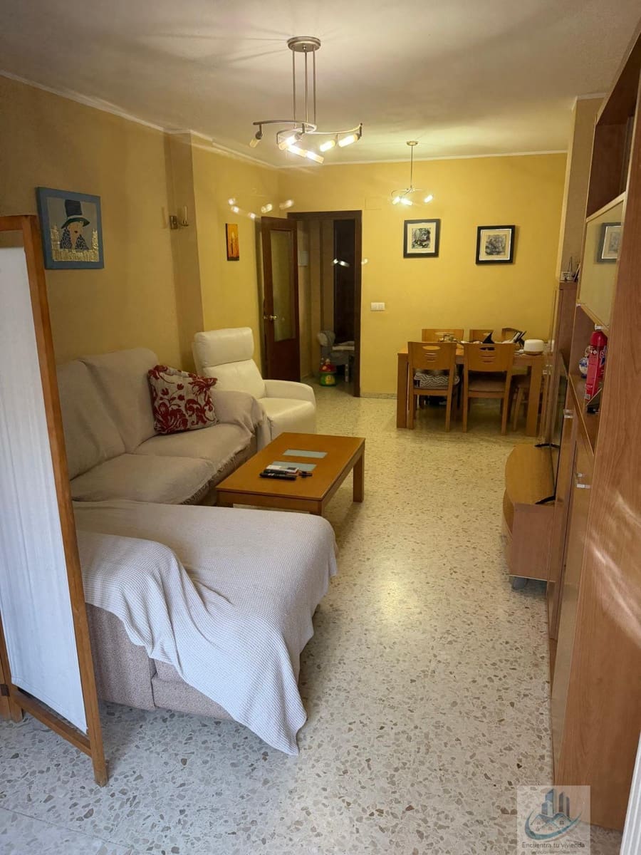 3 soveværelse Lejlighed til salg i San Fernando - € 198.000 (Ref: 9816653)