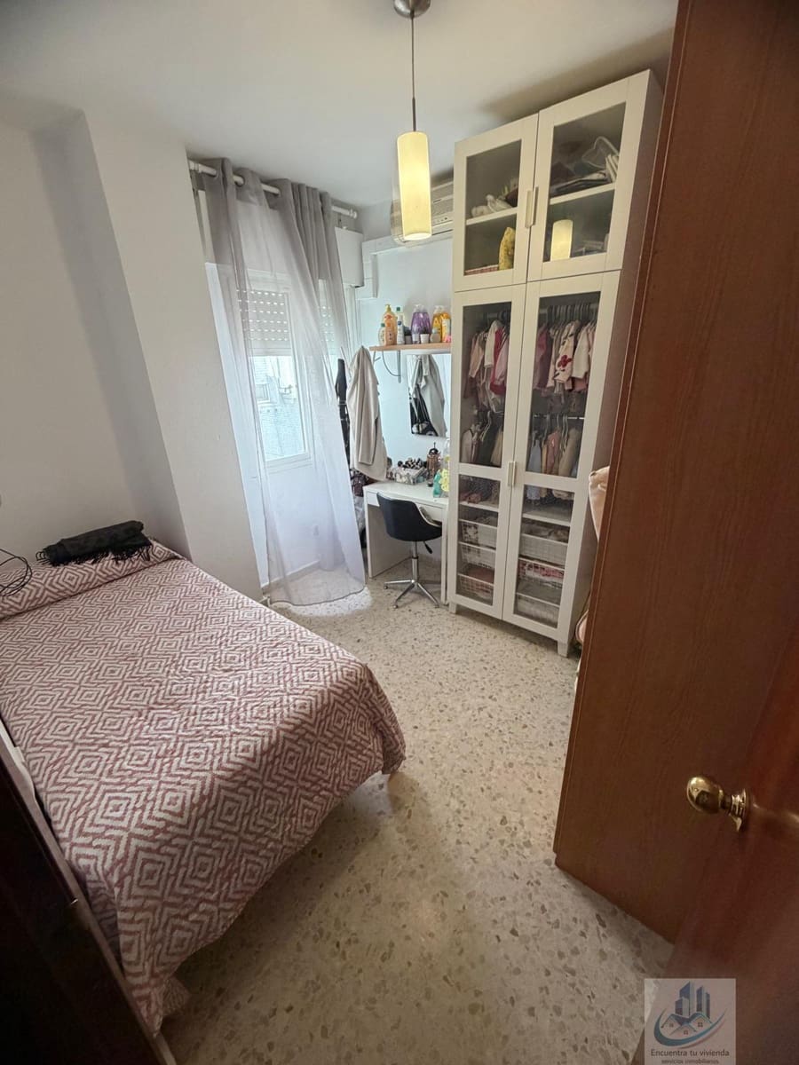 3 soveværelse Lejlighed til salg i San Fernando - € 198.000 (Ref: 9816653)