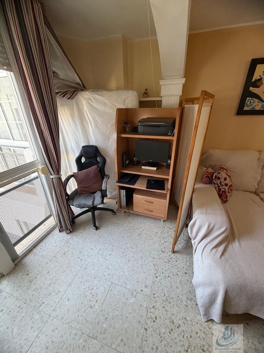 3 soveværelse Lejlighed til salg i San Fernando - € 198.000 (Ref: 9816653)