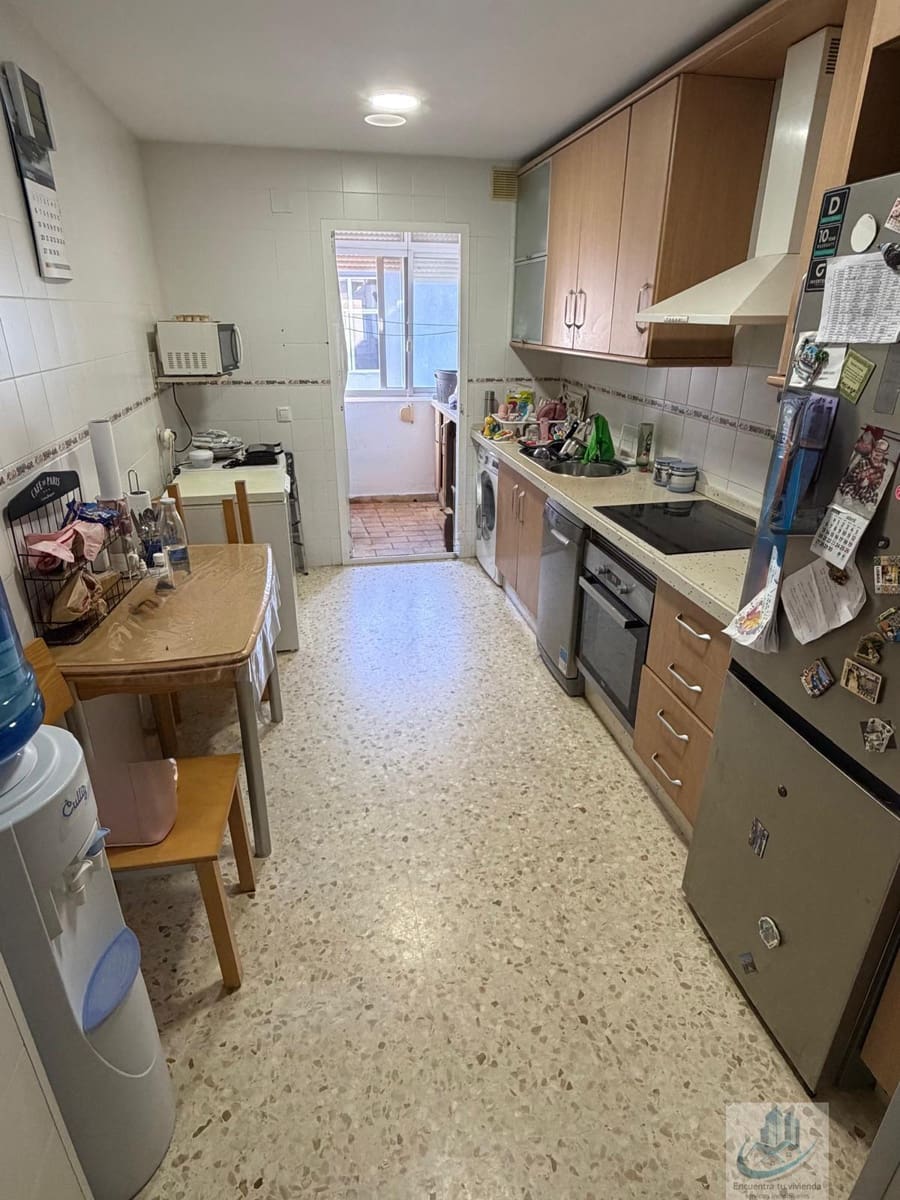3 soveværelse Lejlighed til salg i San Fernando - € 198.000 (Ref: 9816653)