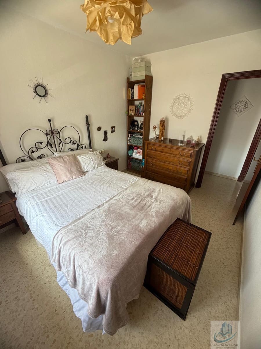 Piso de 3 habitaciones en San Fernando en venta con garaje - 230.000 € (Ref: 9816654)