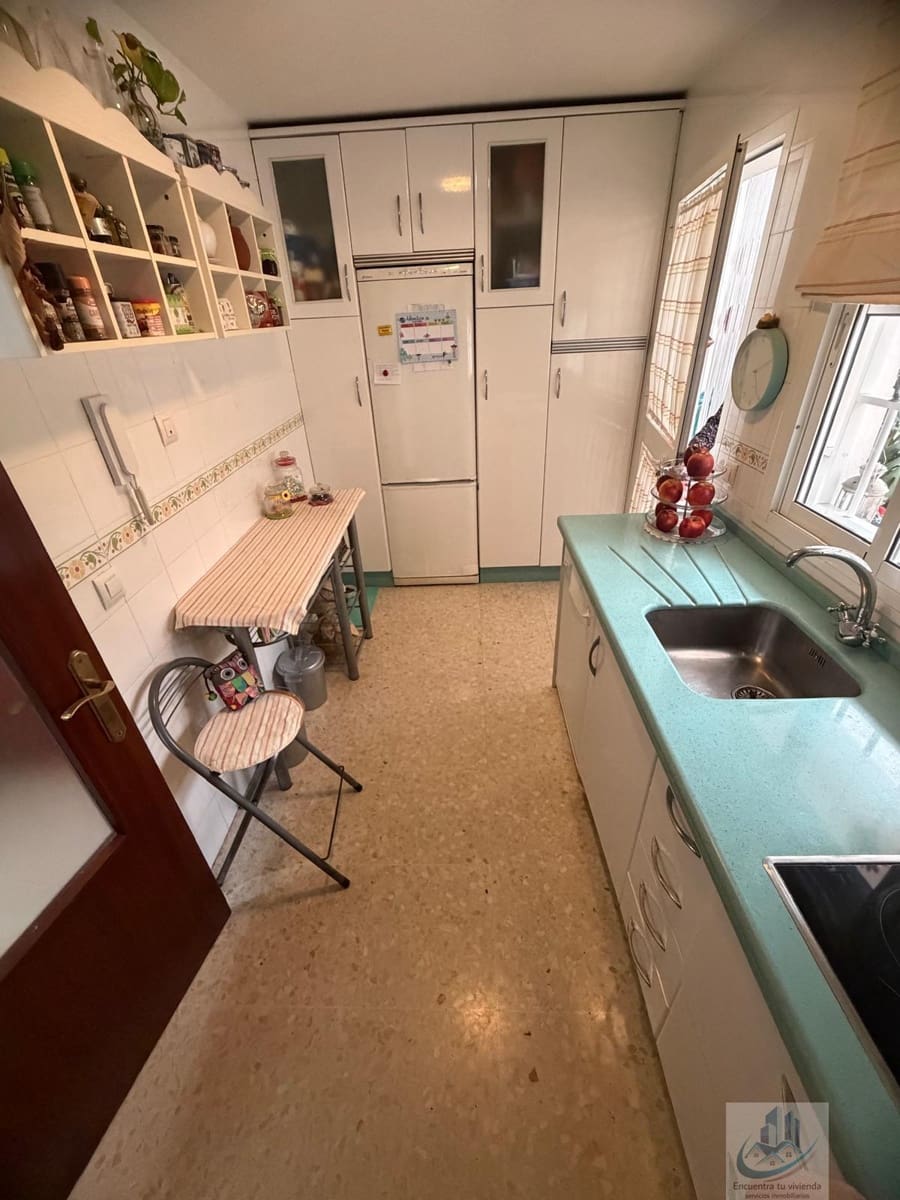 Piso de 3 habitaciones en San Fernando en venta con garaje - 230.000 € (Ref: 9816654)