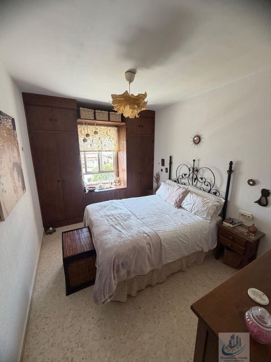 Piso de 3 habitaciones en San Fernando en venta con garaje - 230.000 € (Ref: 9816654)