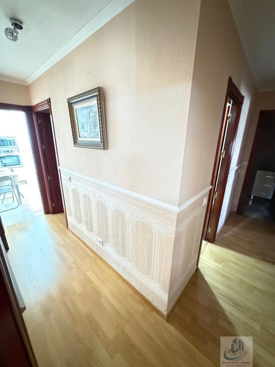3 sovrum Lägenhet till salu i San Fernando - 230 000 € (Ref: 9915051)