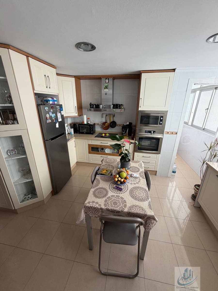 3 sovrum Lägenhet till salu i San Fernando - 230 000 € (Ref: 9915051)