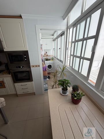 3 sovrum Lägenhet till salu i San Fernando - 230 000 € (Ref: 9915051)