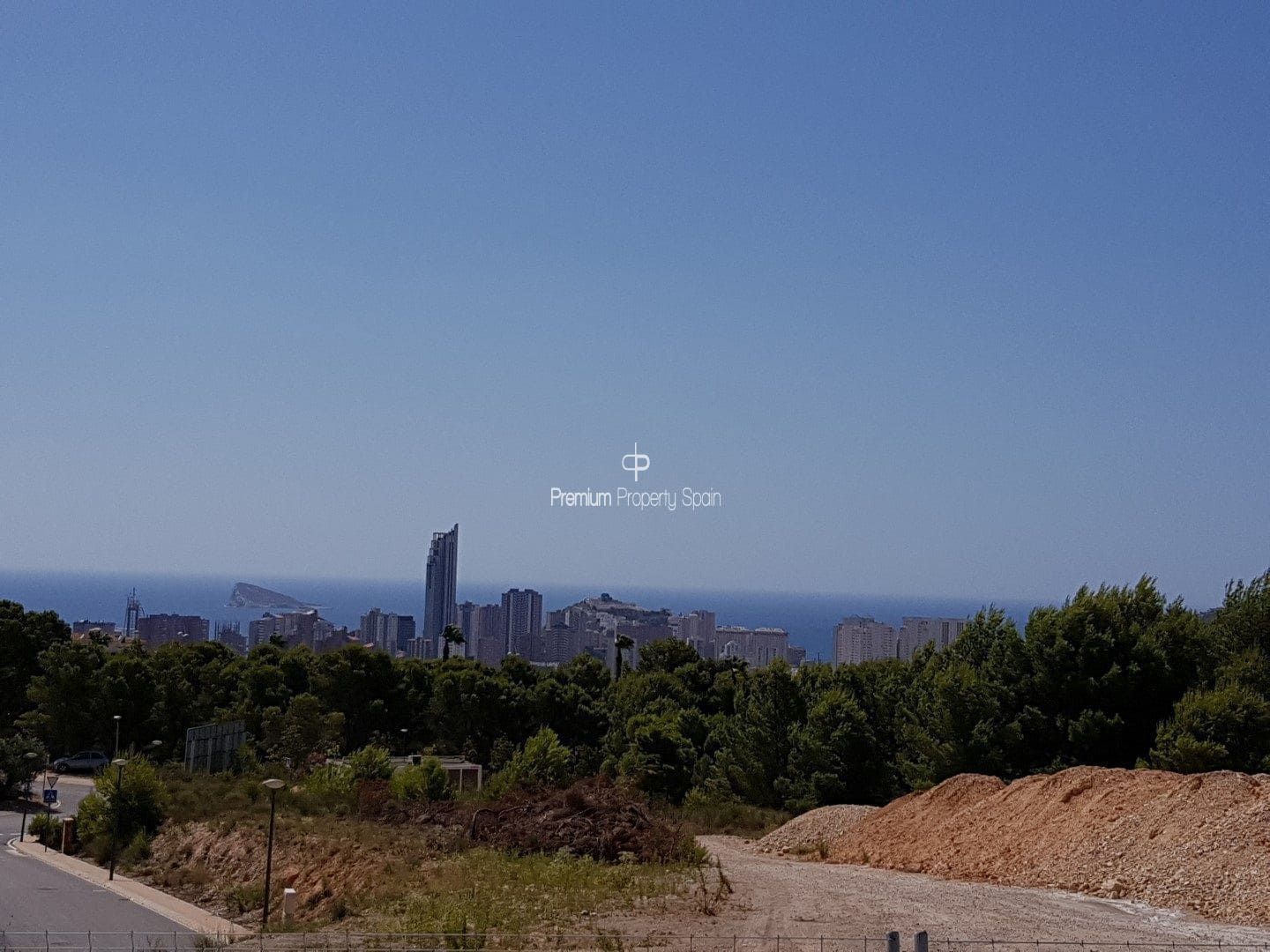 4 quarto Moradia para venda em Finestrat com piscina garagem - 799 000 € (Ref: 7060260)