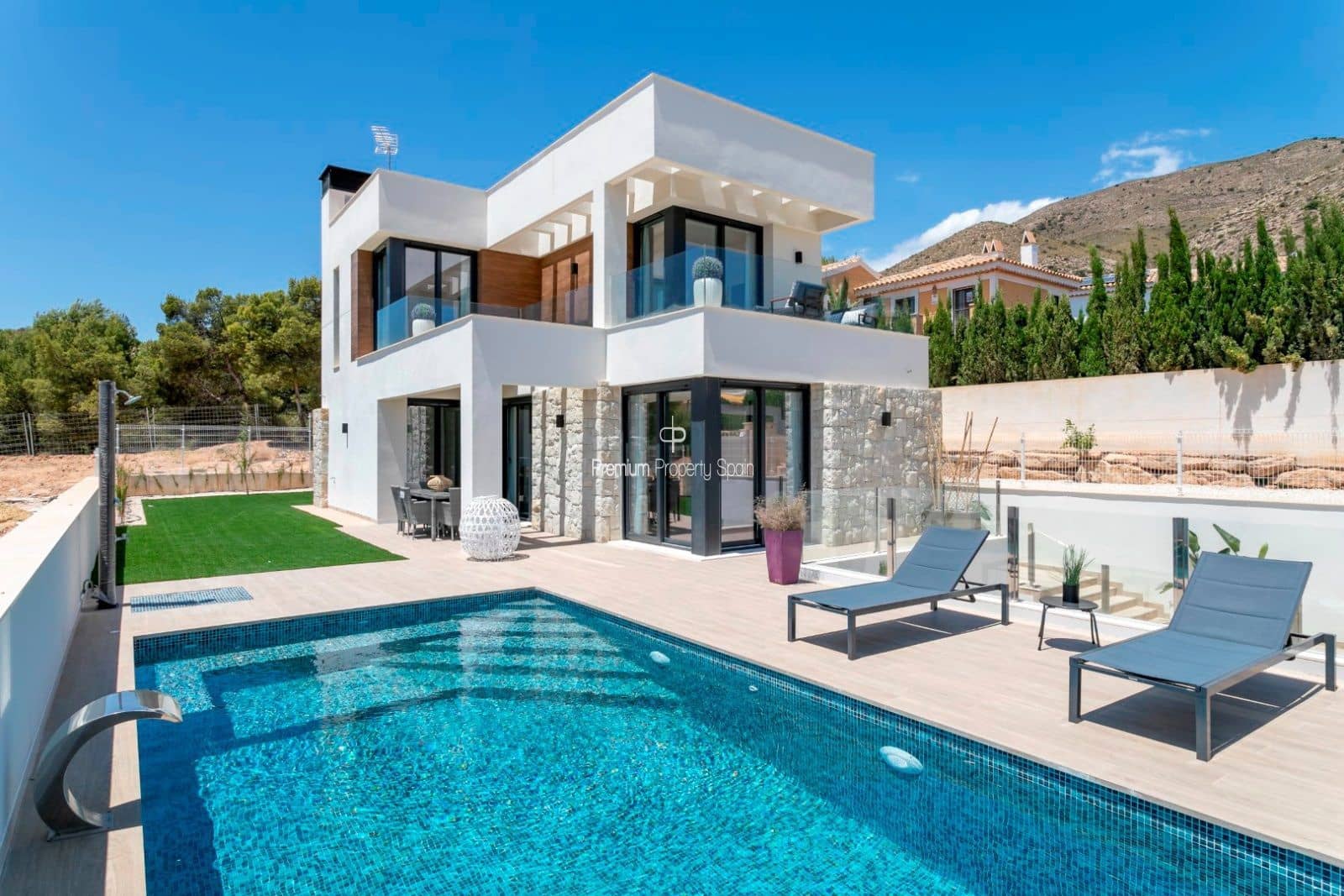 4 quarto Moradia para venda em Finestrat com piscina garagem - 799 000 € (Ref: 7060260)