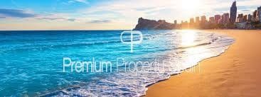 4 quarto Moradia para venda em Finestrat com piscina garagem - 799 000 € (Ref: 7060260)