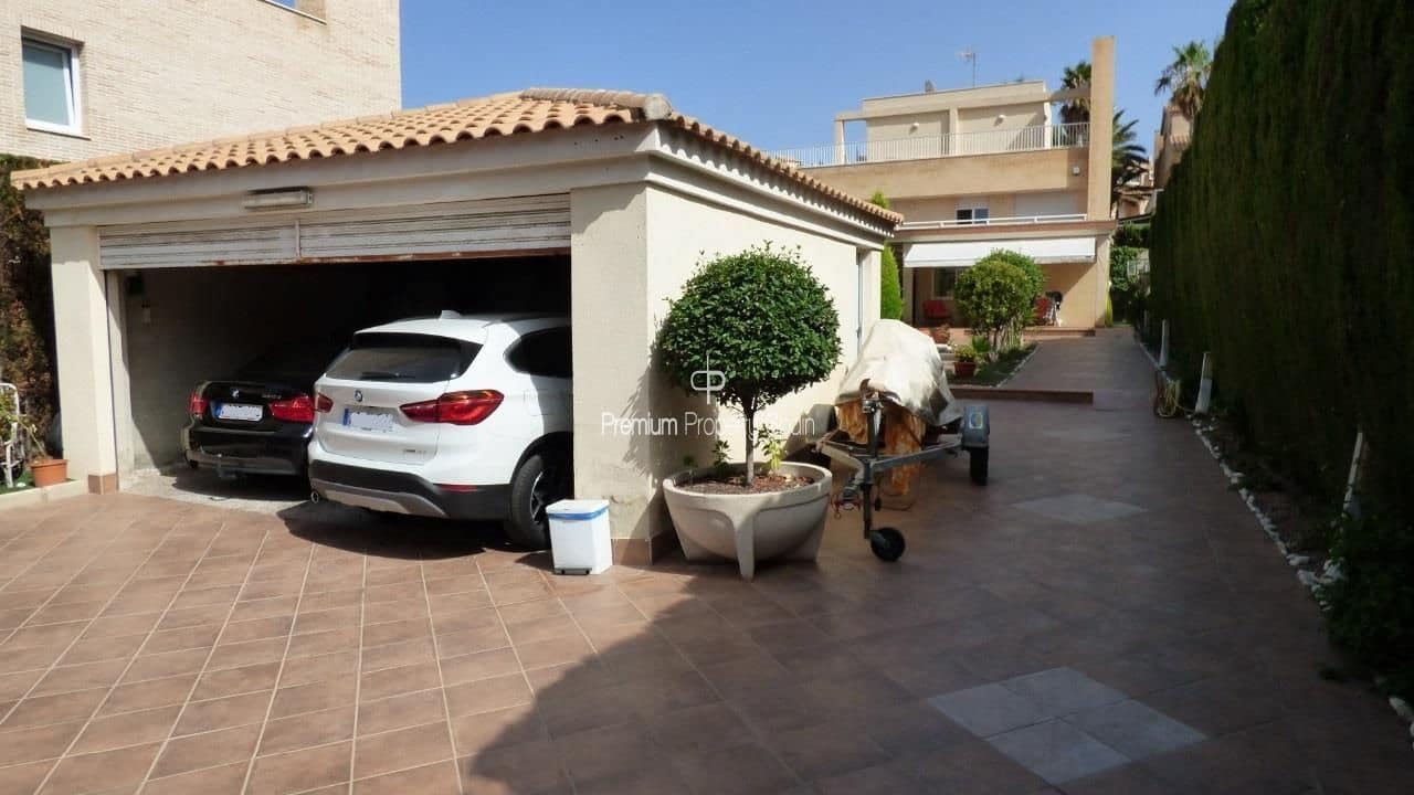 6 sovrum Villa till salu i Playa de San Juan med pool garage - 1 700 000 € (Ref: 7060290)