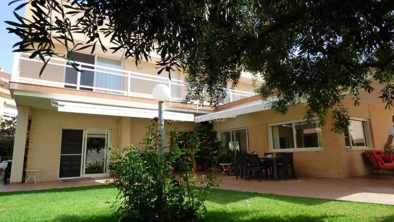 6 sovrum Villa till salu i Playa de San Juan med pool garage - 1 700 000 € (Ref: 7060290)