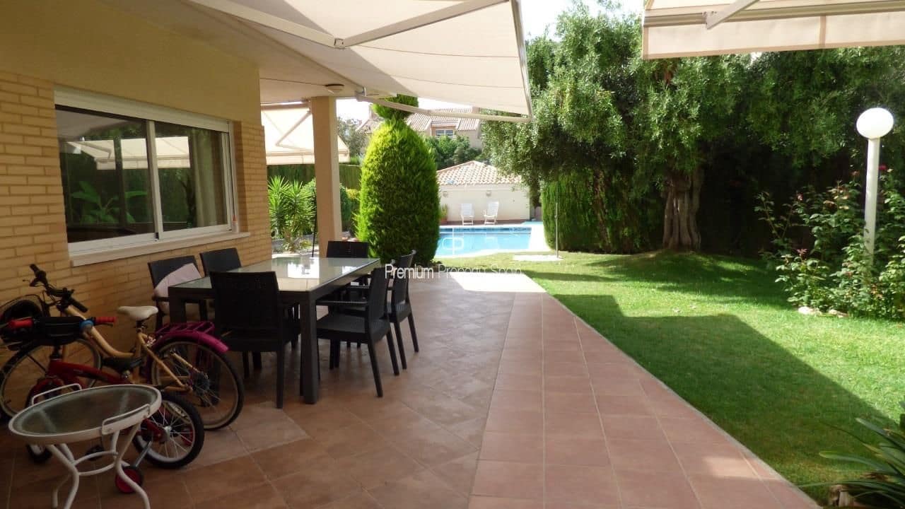 6 sovrum Villa till salu i Playa de San Juan med pool garage - 1 700 000 € (Ref: 7060290)