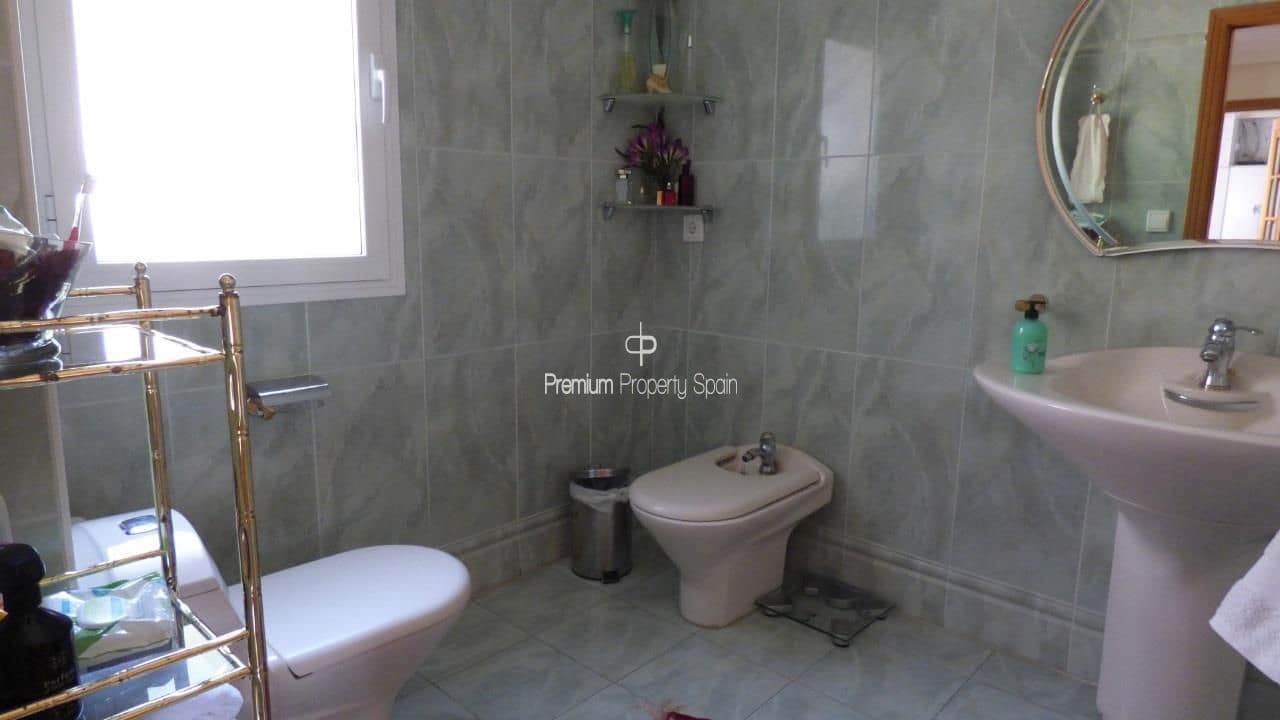 6 sovrum Villa till salu i Playa de San Juan med pool garage - 1 700 000 € (Ref: 7060290)